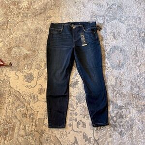 NWT Liverpool Women's pull on Dark Blue Skinny Jeans size 20W